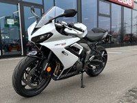 Gebrauchtmotorrad Triumph Daytona 660