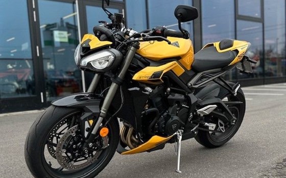 Gebrauchtmotorrad Triumph Street Triple RS - Bild 1