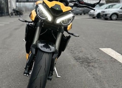 Gebrauchtmotorrad Triumph Street Triple RS - Bild 2