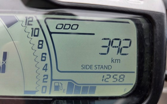 Gebrauchtmotorrad Triumph Speed 400 - Bild 6