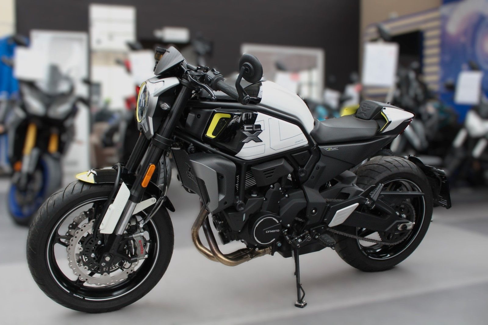 CFMOTO 700CL-X Sport 