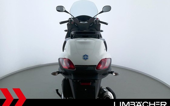 Gebrauchtmotorrad Piaggio MP3 400 - Bild 20