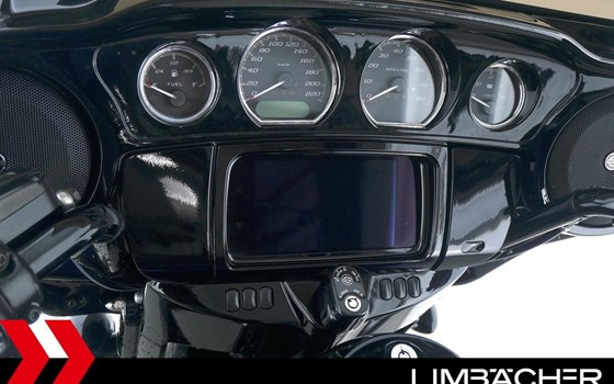 Gebrauchtmotorrad Harley-Davidson Street Glide FLHX - Bild 25