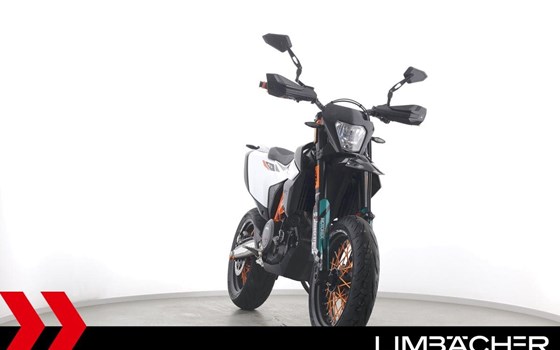 Gebrauchtmotorrad KTM 690 SMC R - Bild 11