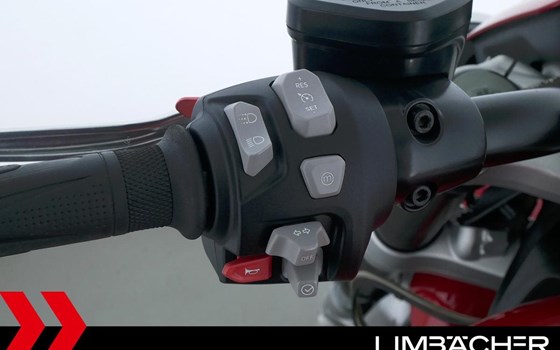 Gebrauchtmotorrad Triumph Rocket 3 R - Bild 22