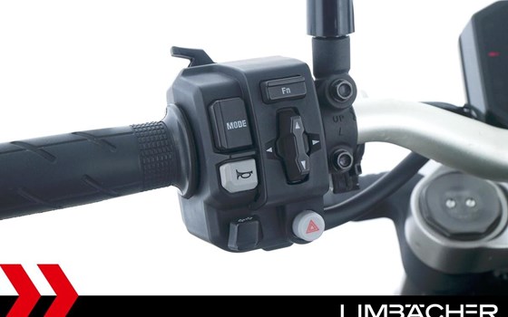 Gebrauchtmotorrad Honda CB 1000 R - Bild 18