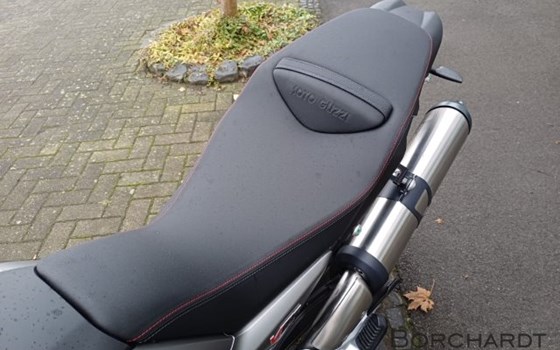 Neufahrzeug Moto Guzzi V85 Strada - Bild 13