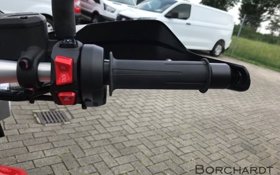 Neufahrzeug Moto Guzzi V85 TT - Bild 13