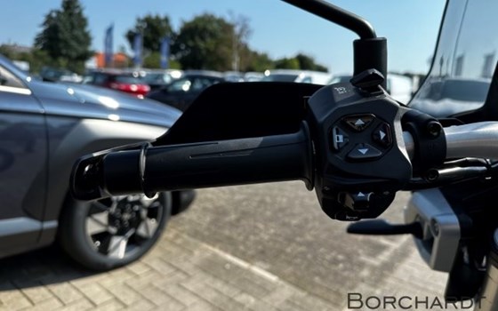 Neufahrzeug Moto Guzzi V85 TT - Bild 12