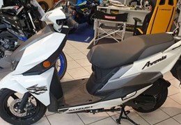 Neumotorrad Suzuki Avenis 125
