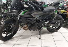 Neumotorrad Kawasaki Z 500