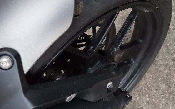 Gebrauchtmotorrad Triumph Speed 400 - Bild 8