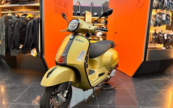 Gebrauchtmotorrad Vespa GTS 125 Super Sport - Bild 1