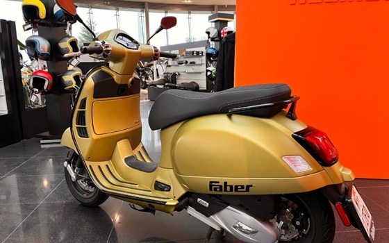 Gebrauchtmotorrad Vespa GTS 125 Super Sport - Bild 3