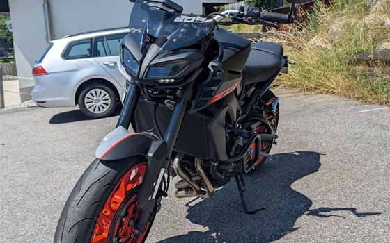 Gebrauchtmotorrad Yamaha MT-09 - Bild 4