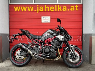 Kawasaki Z900