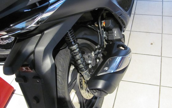 Gebrauchtmotorrad Honda SH125i - Bild 3