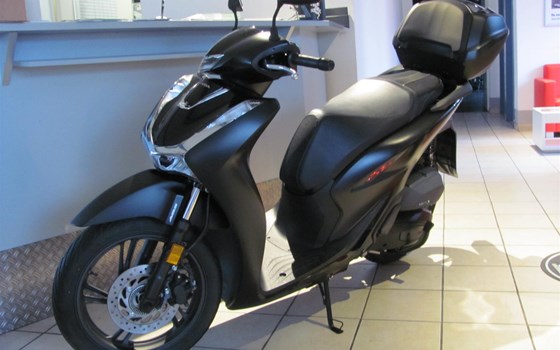 Gebrauchtmotorrad Honda SH125i - Bild 6