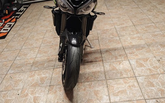Gebrauchtmotorrad Triumph Street Triple 765 RS - Bild 2