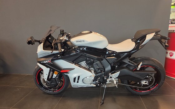 Neufahrzeug CFMOTO 675SR-R - Bild 1