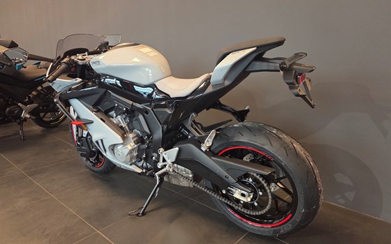 Neufahrzeug CFMOTO 675SR-R - Bild 3