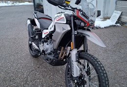Neumotorrad Moto Morini Alltrhike 450