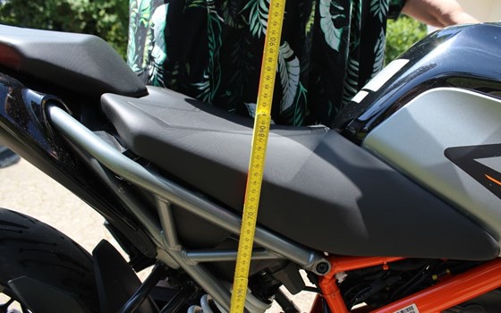 Gebrauchtmotorrad KTM 125 Duke - Bild 5