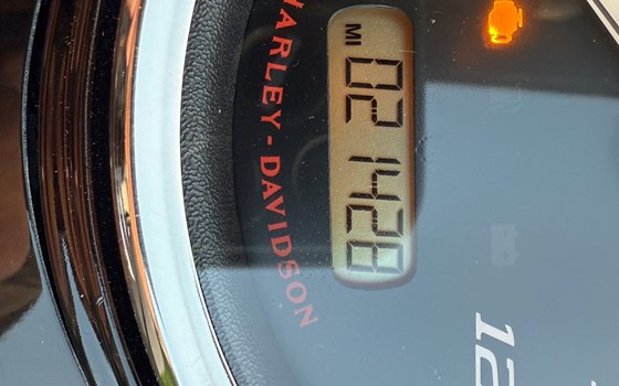 Gebrauchtmotorrad Harley-Davidson Road King Classic FLHRC - Bild 8