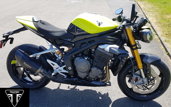 Neufahrzeug Triumph Speed Triple 1200 RX - Bild 1