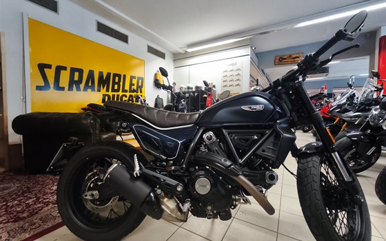 Gebrauchtmotorrad Ducati Scrambler Nightshift - Bild 1