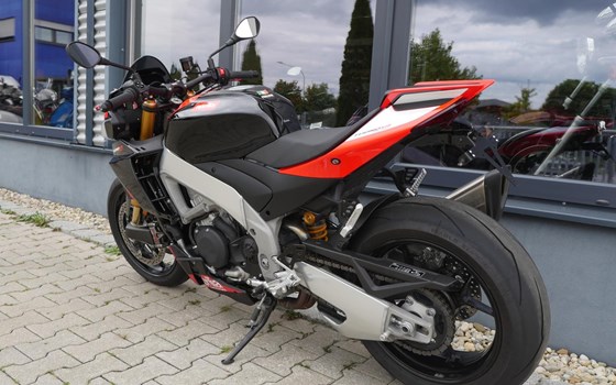 Gebrauchtmotorrad Aprilia Tuono V4 1100 Factory - Bild 6