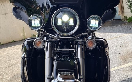 Gebrauchtmotorrad Harley-Davidson Electra Glide Classic FLHTC - Bild 4