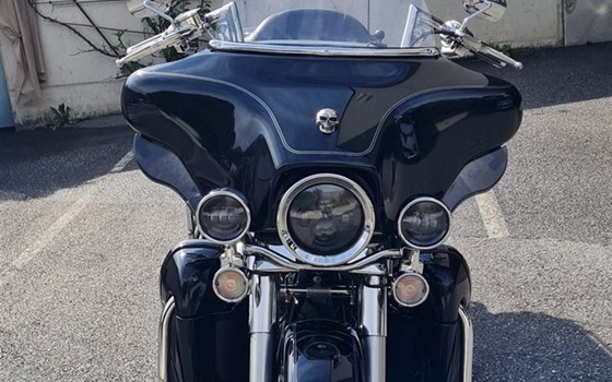 Gebrauchtmotorrad Harley-Davidson Electra Glide Classic FLHTC - Bild 6