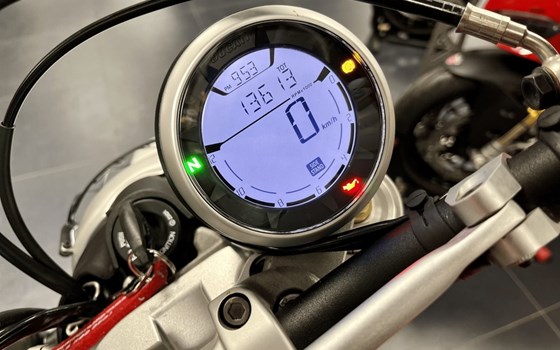 Gebrauchtmotorrad Ducati Scrambler Desert Sled - Bild 12