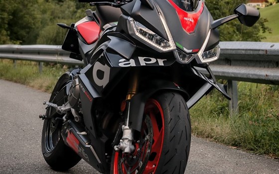 Gebrauchtmotorrad Aprilia RS 660 - Bild 1