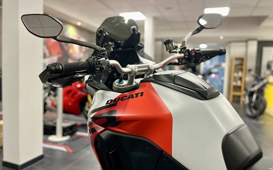 Gebrauchtmotorrad Ducati Multistrada V4 RS - Bild 9