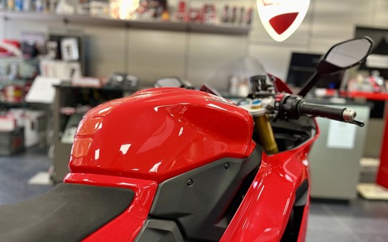 Gebrauchtmotorrad Ducati Panigale V2 S - Bild 10