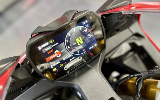 Gebrauchtmotorrad Ducati Panigale V2 S - Bild 12