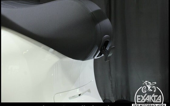 Neufahrzeug Vespa Primavera 125 S - Bild 29