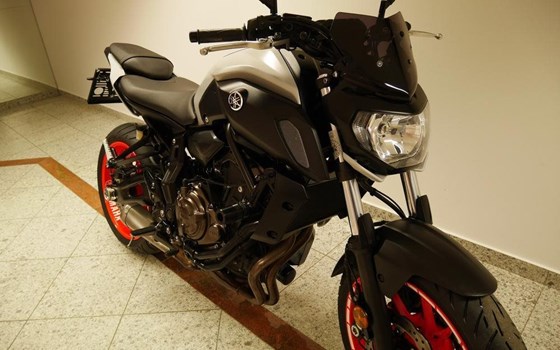 Gebrauchtmotorrad Yamaha MT-07 35kW - Bild 2