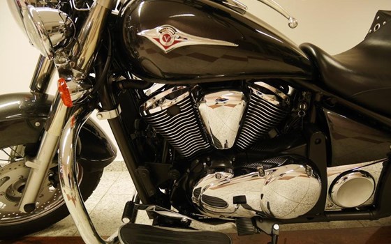 Gebrauchtmotorrad Kawasaki VN 900 Classic - Bild 6