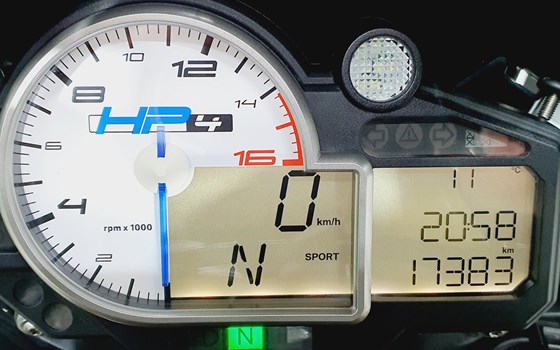 Gebrauchtmotorrad BMW HP4 - Bild 9