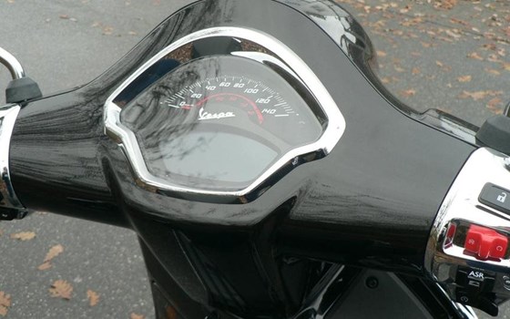 Neufahrzeug Vespa GTS 310 Super - Bild 4