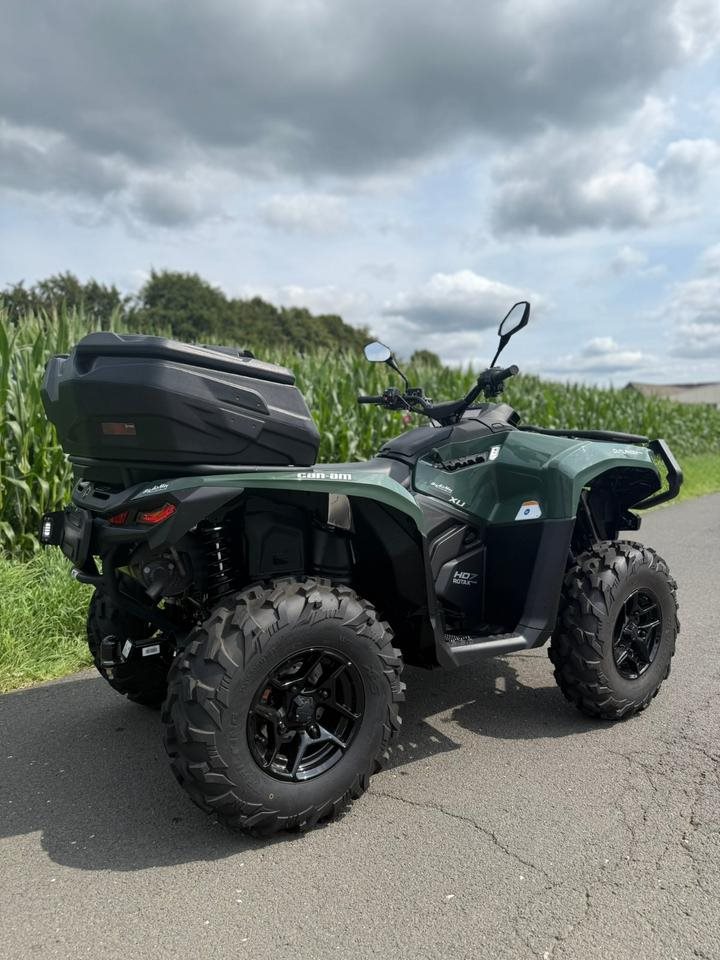 Can-Am OUTLANDER PRO XU T
