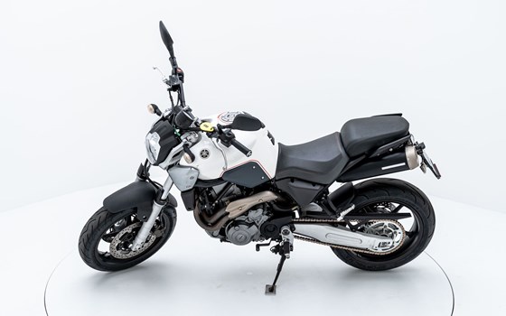 Motorrad Occasion Yamaha MT-03 - Bild 2
