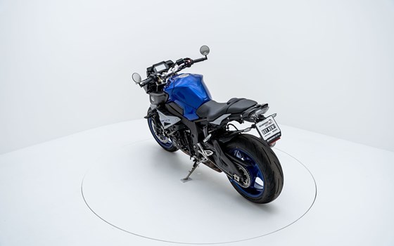 Motorrad Occasion Yamaha MT-10 - Bild 3
