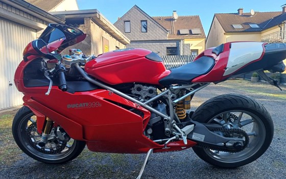 Gebrauchtmotorrad Ducati 999S - Bild 2