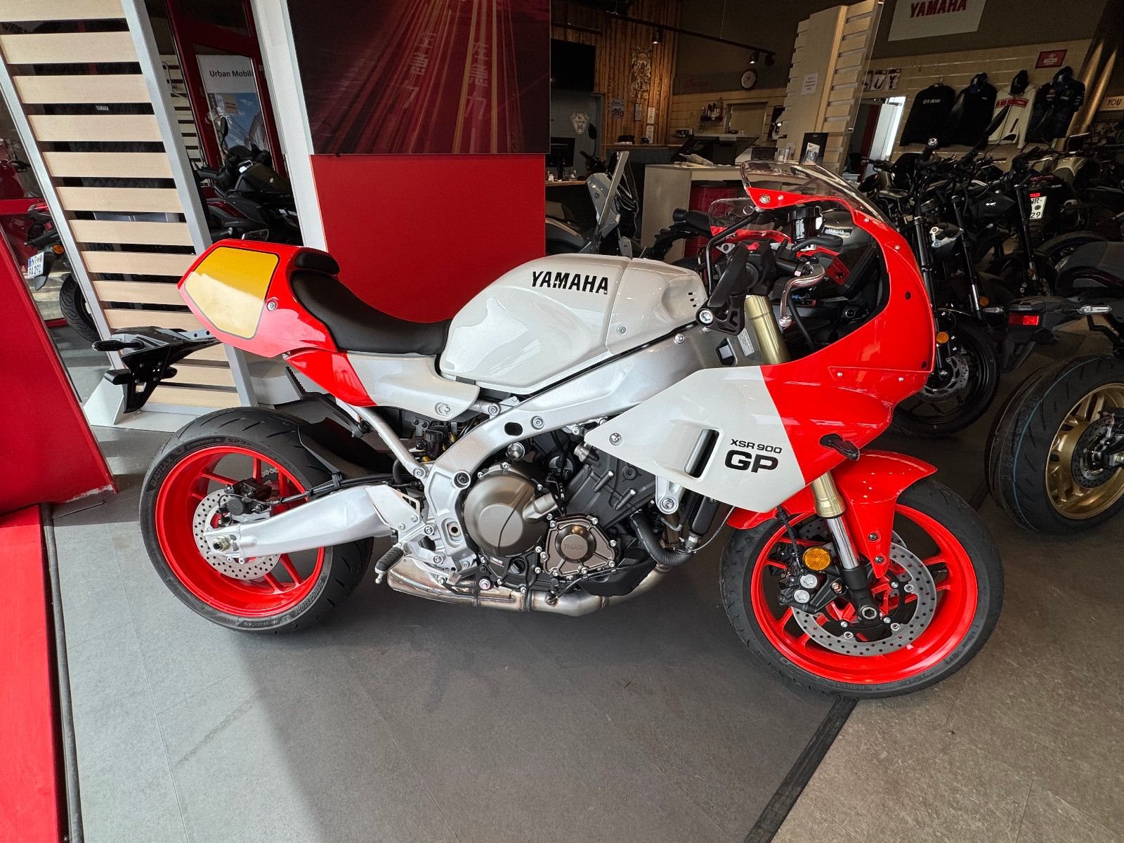 Yamaha XSR900 GP