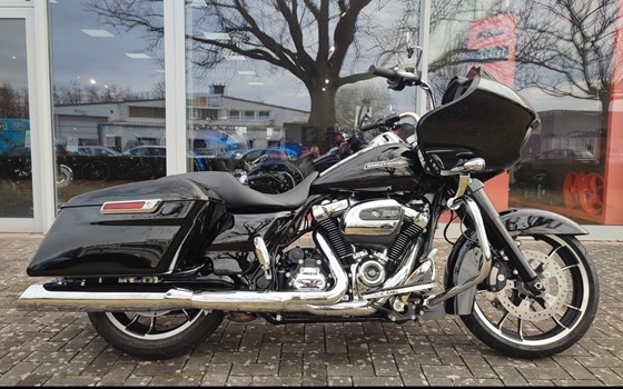 Gebrauchtmotorrad Harley-Davidson Road Glide Ultra - Bild 1