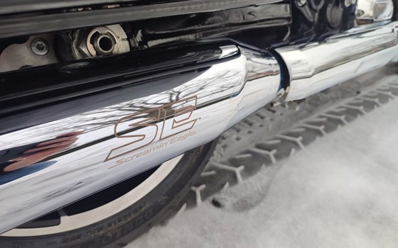 Gebrauchtmotorrad Harley-Davidson Road Glide Ultra - Bild 10